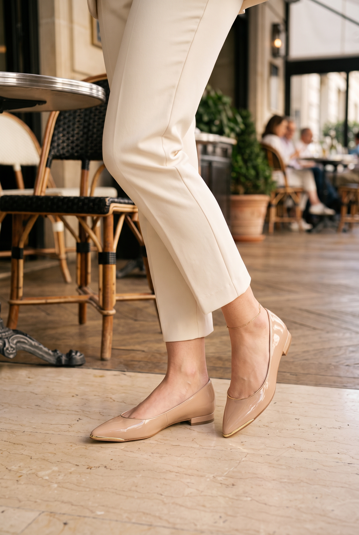 Pointed Flats